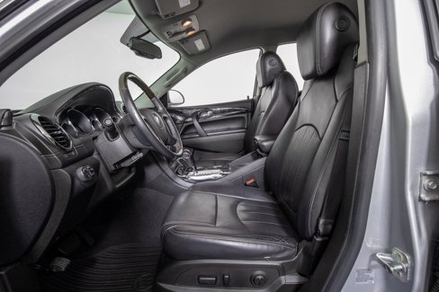 Used 2017 Buick Enclave Leather image 9