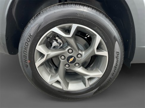 New 2026 Chevrolet Trax LT w/ Driver Confidence Package image 10