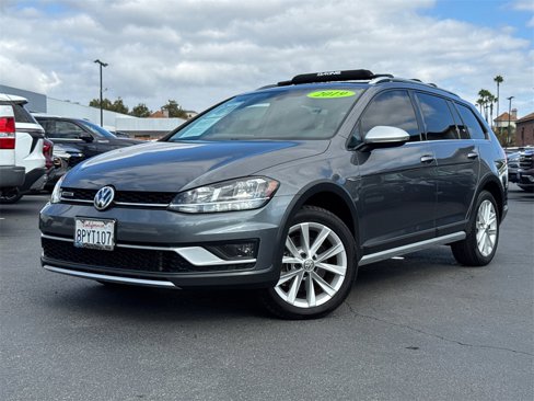 Used 2019 Volkswagen Golf Alltrack SE image 2