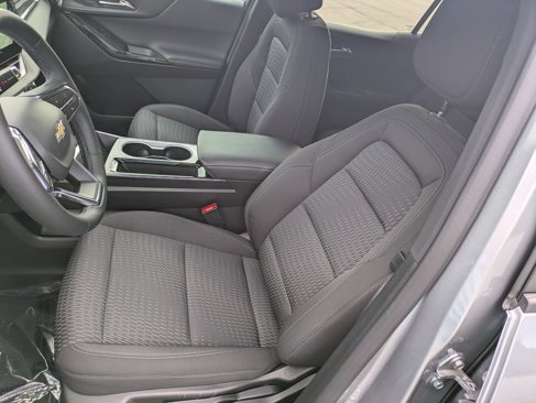 Used 2025 Chevrolet Equinox LT image 19