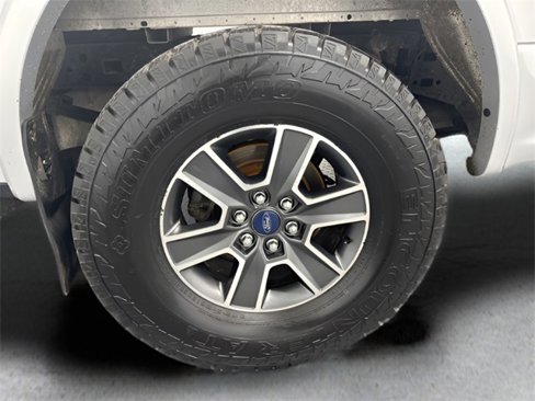 Used 2015 Ford F150 XLT w/ Equipment Group 302A Luxury image 35