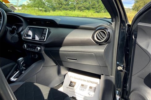 Used 2019 Nissan Kicks SV w/ Exterior Package image 17