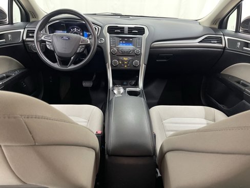 Used 2018 Ford Fusion S image 28