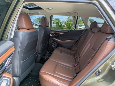 Used 2020 Subaru Outback Touring w/ Popular Package #2 image 15
