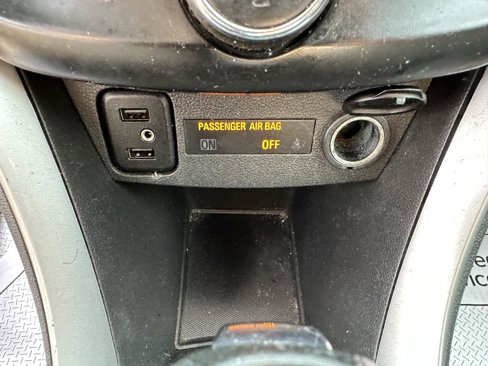 Used 2018 Chevrolet Trax LS image 32