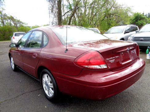 Used 2005 Ford Taurus SEL image 7