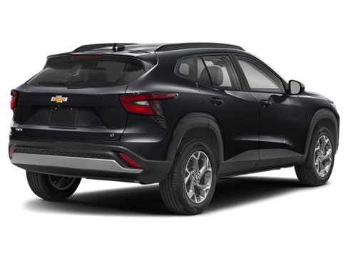 New 2025 Chevrolet Trax LT w/ Driver Confidence Package image 2