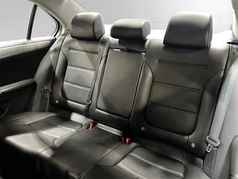 Used 2017 Volkswagen Jetta SE image 20