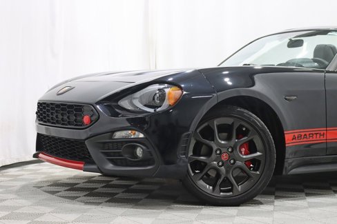 Used 2019 FIAT 124 Spider Abarth w/ Navigation & Sound Group image 4