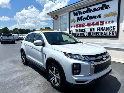 Used 2022 Mitsubishi Outlander Sport SE image 2