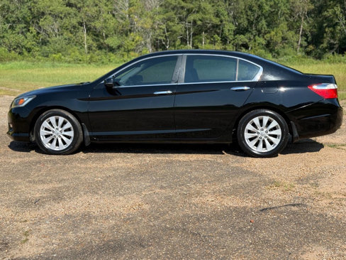 Used 2014 Honda Accord EX image 2