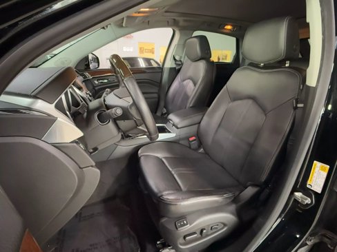 Used 2012 Cadillac SRX Luxury image 12