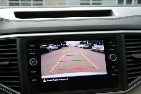 Used 2020 Volkswagen Atlas SE w/ Panoramic Sunroof Package image 25