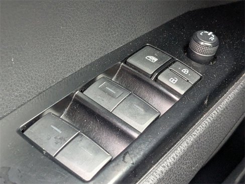 Used 2025 Toyota Camry Hybrid image 19