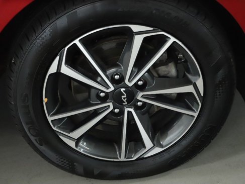 Used 2023 Kia Forte LXS w/ LXS Technology Package image 10