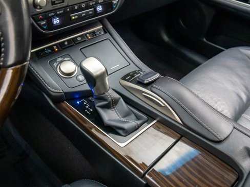 Used 2017 Lexus ES 350 image 11