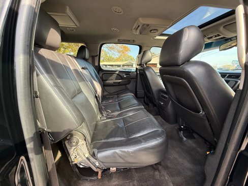 Used 2014 GMC Yukon XL SLT image 10
