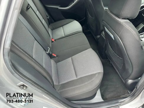 Used 2013 Hyundai Elantra GT w/ Touch & Go Pkg image 11