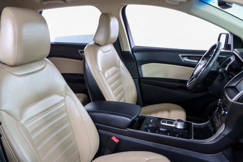Used 2020 Ford Edge SEL w/ Convenience Package image 26
