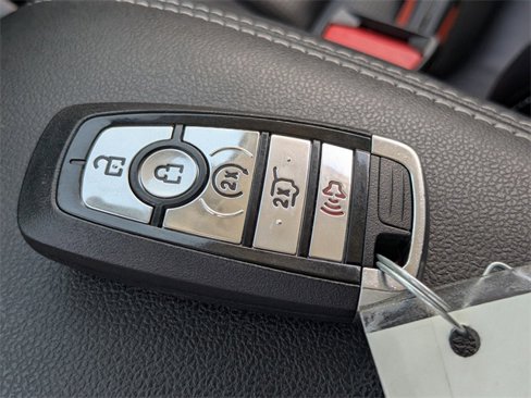 Used 2023 Ford Escape Platinum image 27