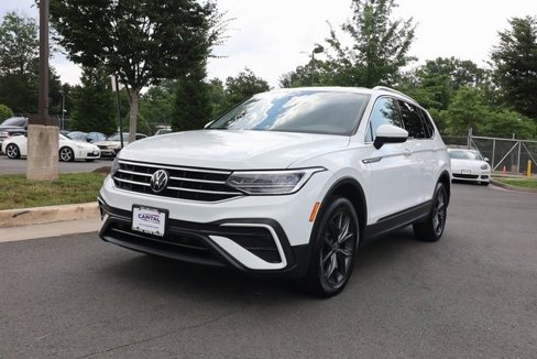 Used 2022 Volkswagen Tiguan SE image 14