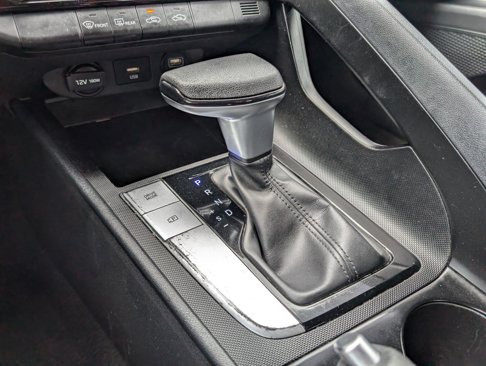 Used 2023 Hyundai Elantra SEL image 23