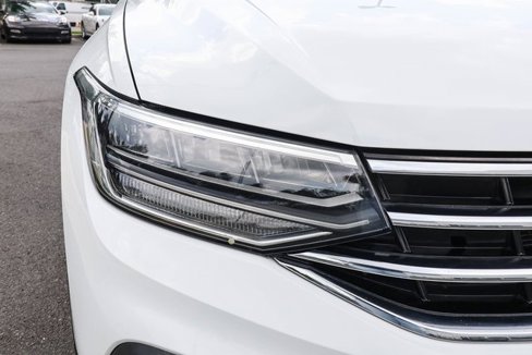Used 2022 Volkswagen Tiguan SE image 20