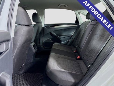 Used 2021 Volkswagen Passat 2.0T S image 21