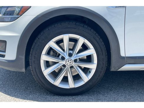 Used 2019 Volkswagen Golf Alltrack S image 43