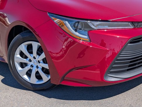 Used 2025 Toyota Corolla LE image 10