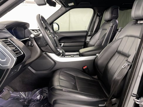 Used 2020 Land Rover Range Rover Sport HSE image 5