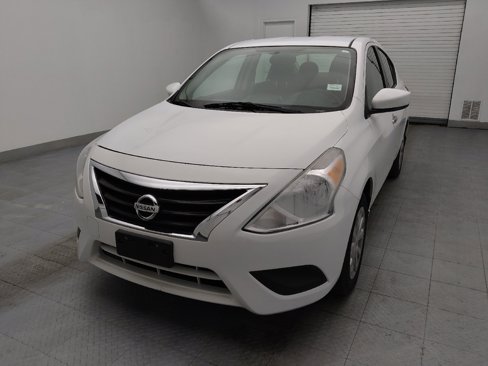 Used 2015 Nissan Versa SV image 15