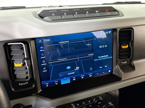 Used 2022 Ford Bronco Badlands image 16