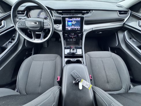 Used 2022 Jeep Grand Cherokee L Laredo w/ Luxury Tech Group I image 21