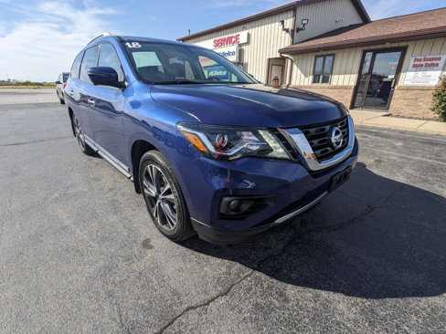 Used 2018 Nissan Pathfinder Platinum w/ Cargo Package image 2