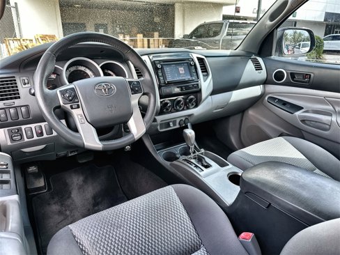 Used 2014 Toyota Tacoma PreRunner image 20