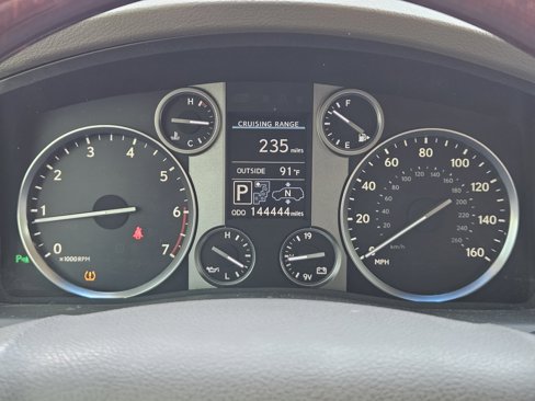 Used 2014 Lexus LX 570 4WD image 16