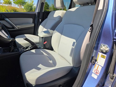 Used 2017 Subaru Forester 2.5i Premium image 22