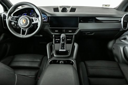 Certified 2020 Porsche Cayenne image 22
