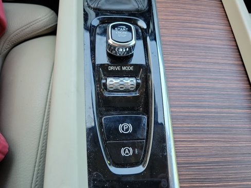Used 2019 Volvo XC60 T5 Inscription w/ Protection Package Premier image 28