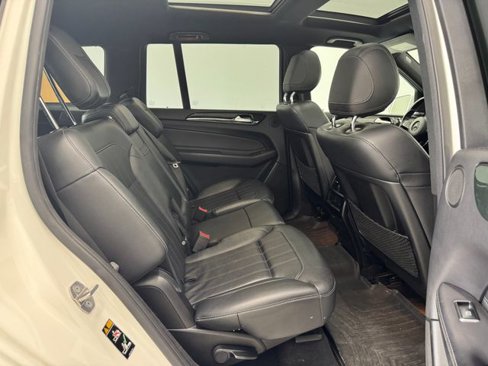 Used 2018 Mercedes-Benz GLS 450 4MATIC image 19