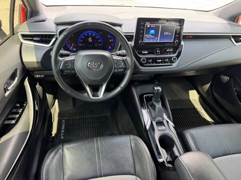 Used 2020 Toyota Corolla XSE image 12