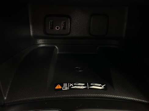 Used 2018 Chevrolet Equinox Premier image 28