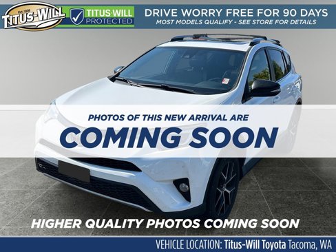 Used 2017 Toyota RAV4 SE image 2