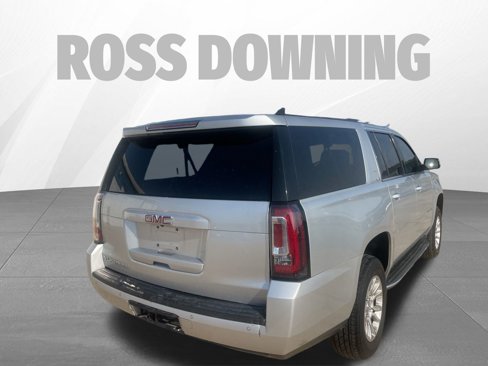 Used 2016 GMC Yukon XL SLE image 4