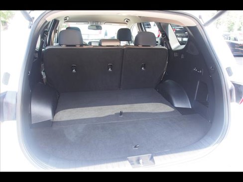 Used 2020 Hyundai Santa Fe SEL w/ Convenience Package image 14