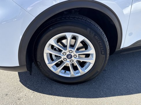 Used 2022 Ford Escape SE image 9