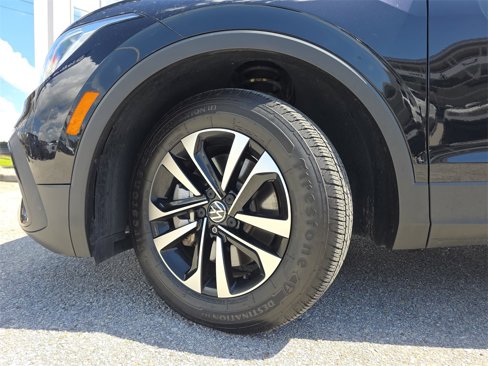 Certified 2023 Volkswagen Tiguan S image 36