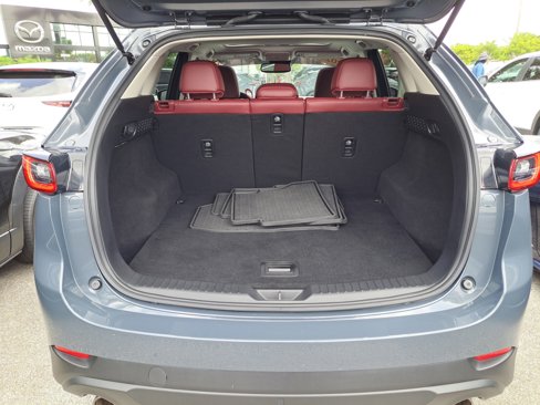 Certified 2023 MAZDA CX-5 Carbon Edition image 5