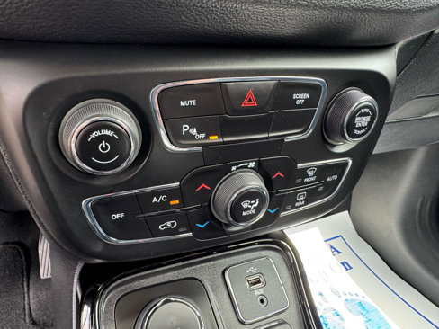 Used 2018 Jeep Compass Limited w/ Safe & Security Group image 26